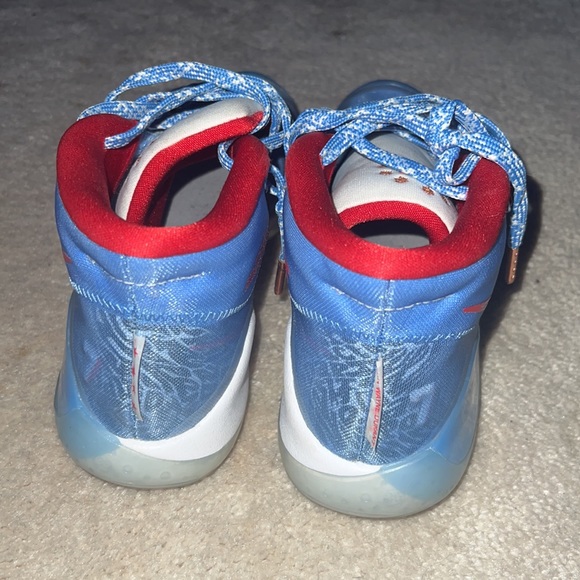 KD 12th edition basketball shoes, size 6.5 - Picture 2 of 4